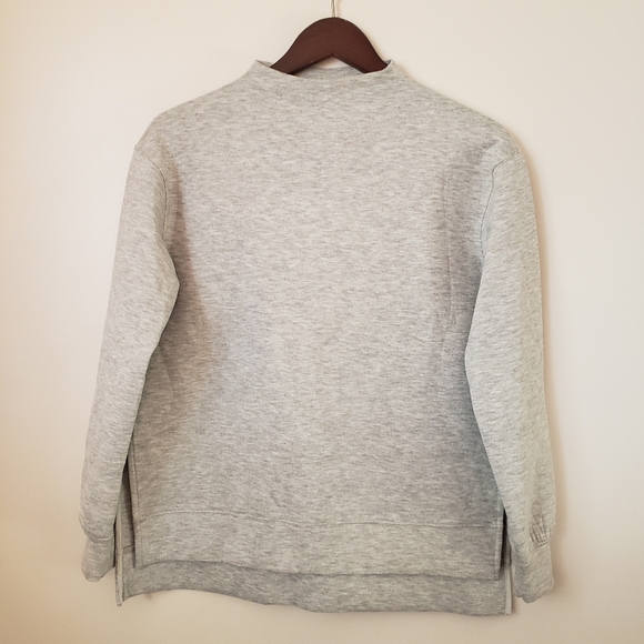 Club Monaco women's light grey high low oversized sweatshirt size XS - Picture 1 of 11